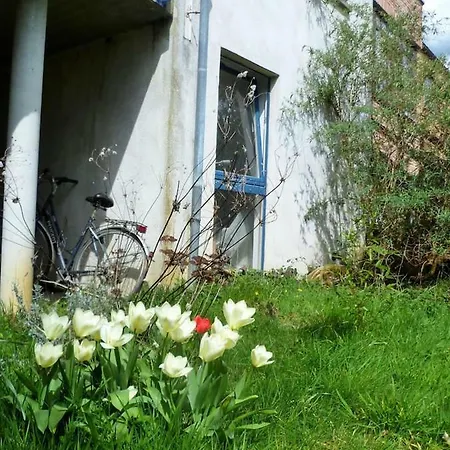 2 Chambres Au Calme Et Au Vert, à *